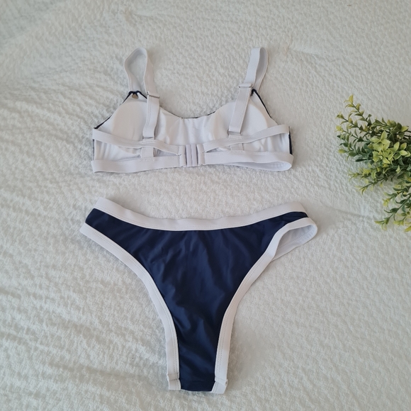 Navy White Cut Out Low Waist Bikini,Sporty Two Piece Swimsuit Women Sz, S - Picture 4 of 10